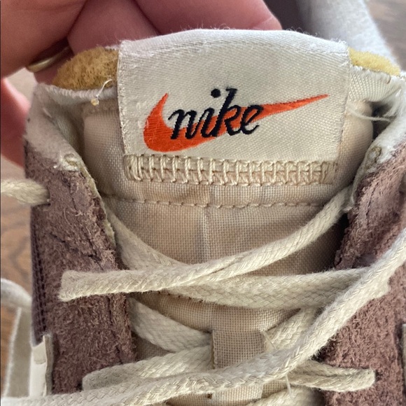 Nike Women's Waffle Debut Vintage Running Shoes - Brown and White - Picture 2 of 6